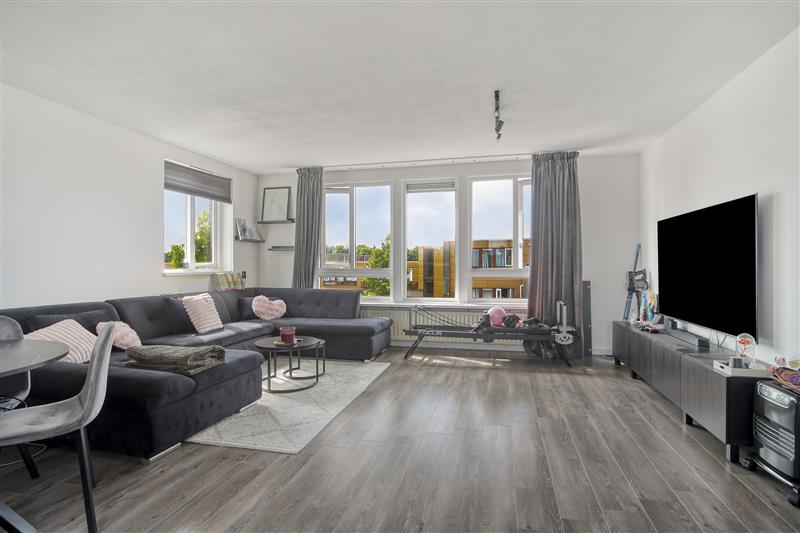 Appartement te koop: Saffraanplein 24, Almere