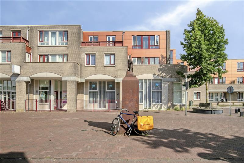 Appartement te koop: Saffraanplein 24, Almere
