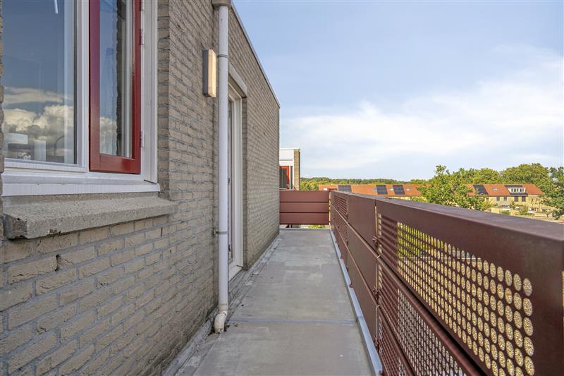 Appartement te koop: Saffraanplein 24, Almere