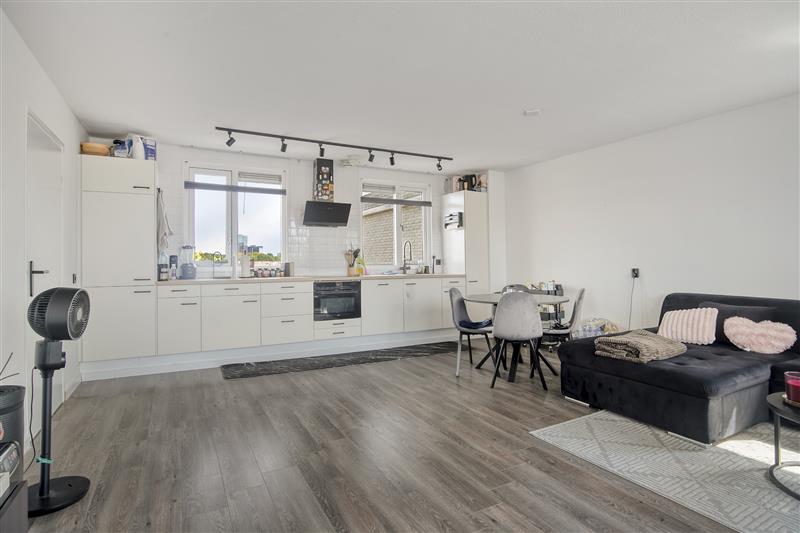 Appartement te koop: Saffraanplein 24, Almere