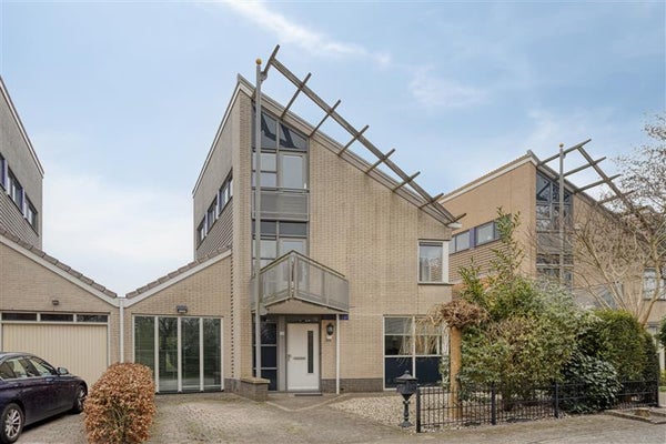 Huis Nijenburg 53 in Grootebroek