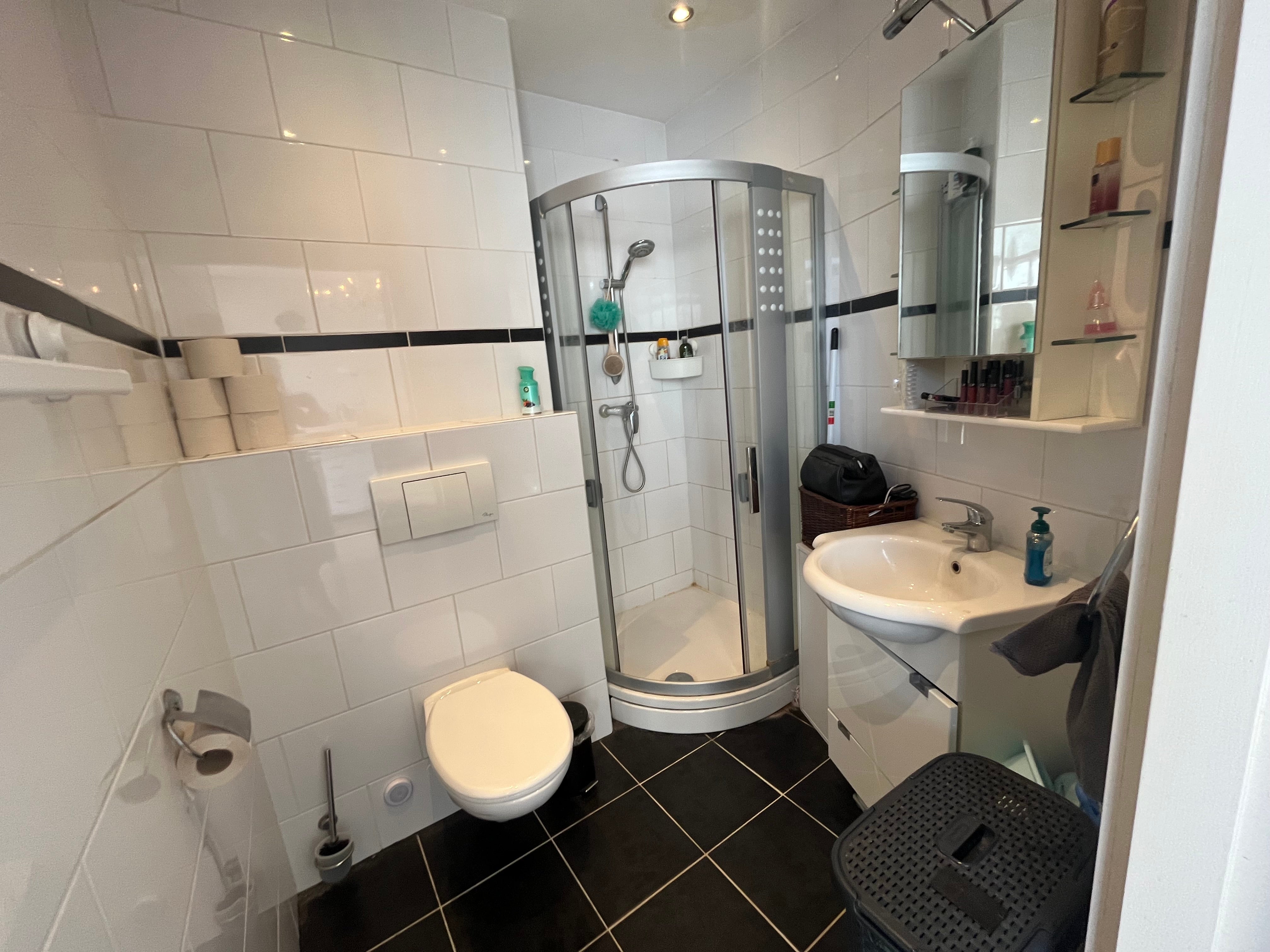 Studio te huur: Valkenboslaan 280C, 'S-Gravenhage