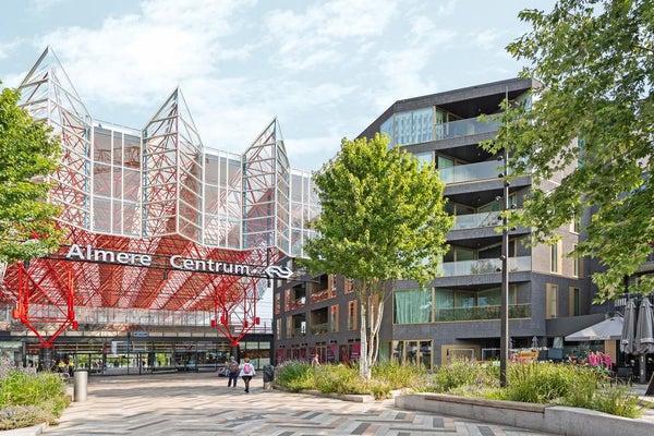 Piso Stationsplein 5 B en Almere