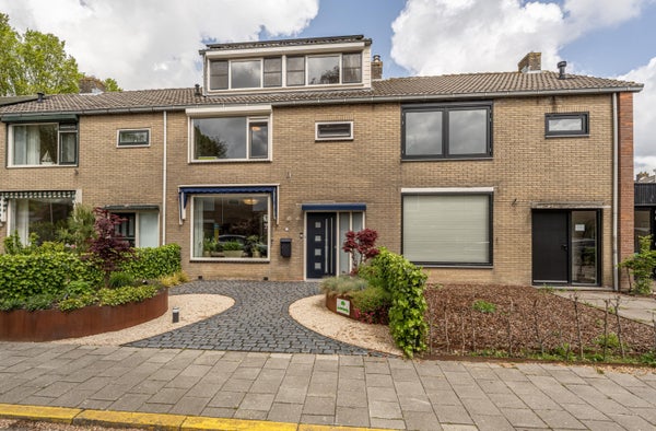 Huis Ridder van Dorpstraat 7 in Nieuw-Beijerland