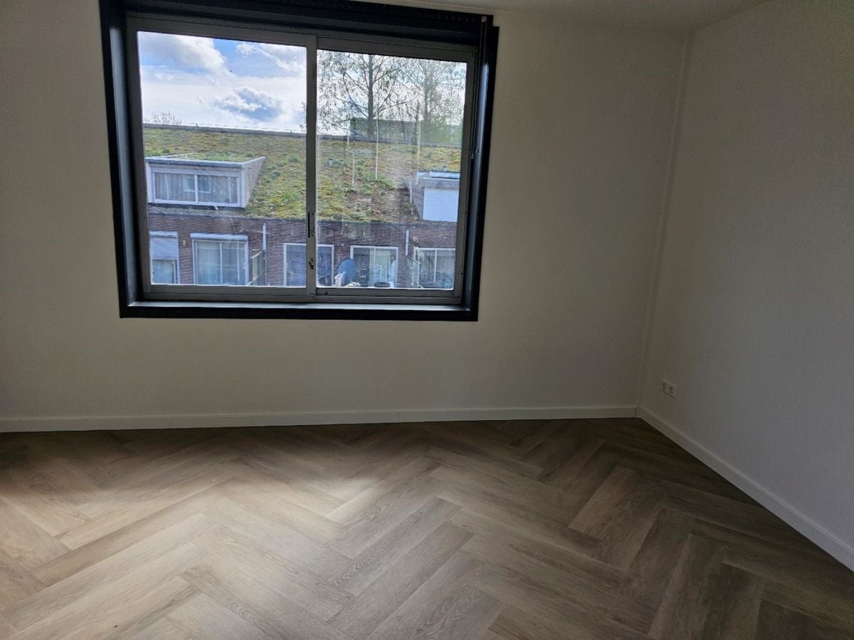 Kamer aan de Chico Mendesstraat in Amsterdam