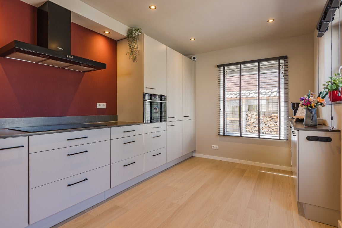 Vrijstaande woning te koop: Burg Moorsstraat 1D, Hoogerheide