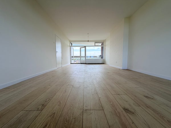 Flat Stokroosstraat 199 in Den Haag