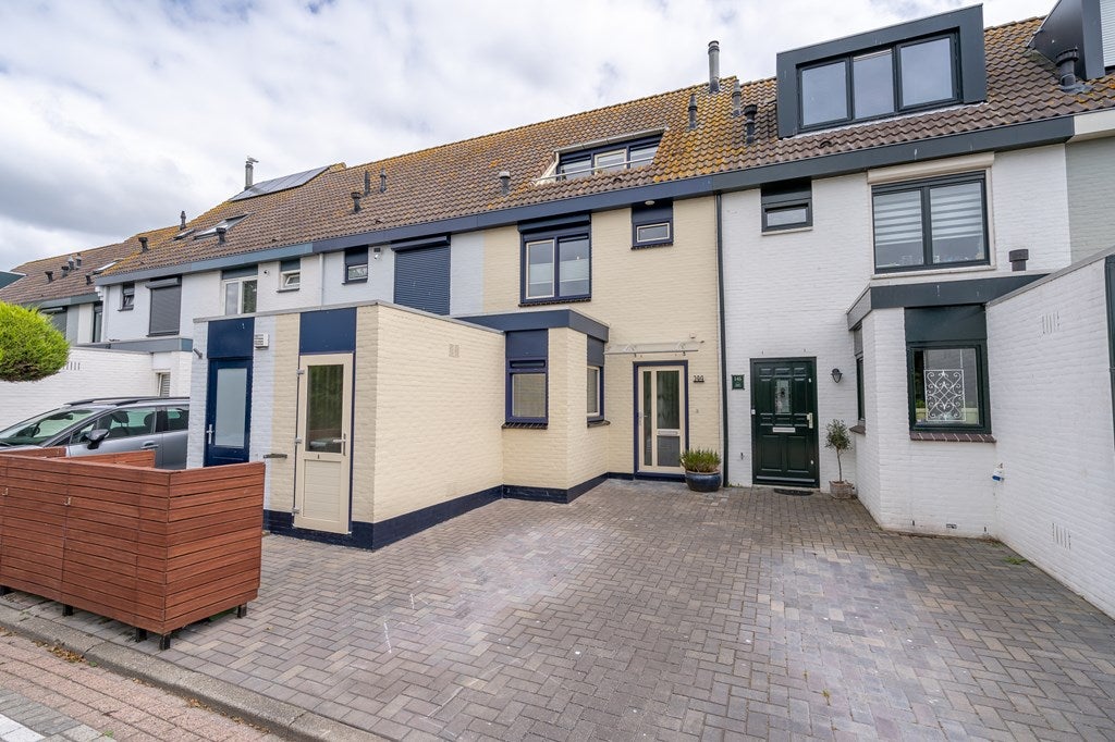 Huis Pluto 144 in Den Helder
