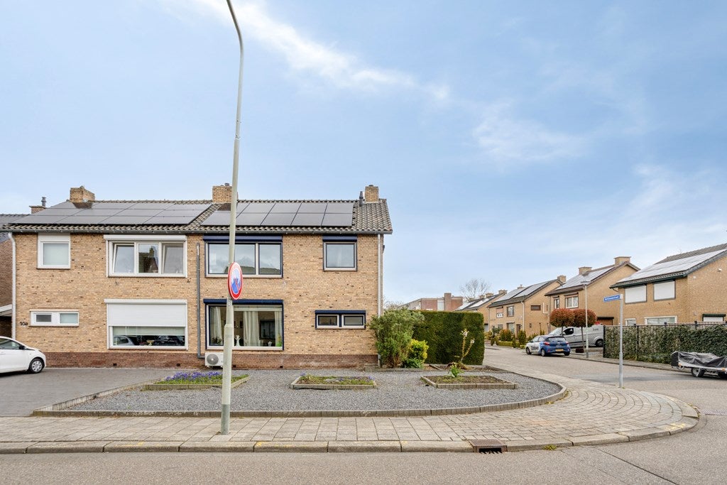 Huis Bettinumstraat 108 in Buchten