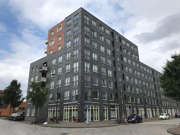Flat Emmy Andriessestraat 272 in Amsterdam