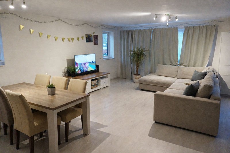 Appartement aan de Troelstralaan in Amsterdam (1067 MX)