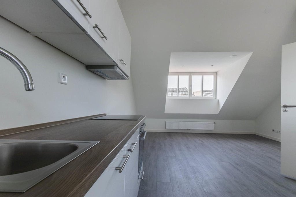 Studio te huur: Putstraat 24E, Sittard