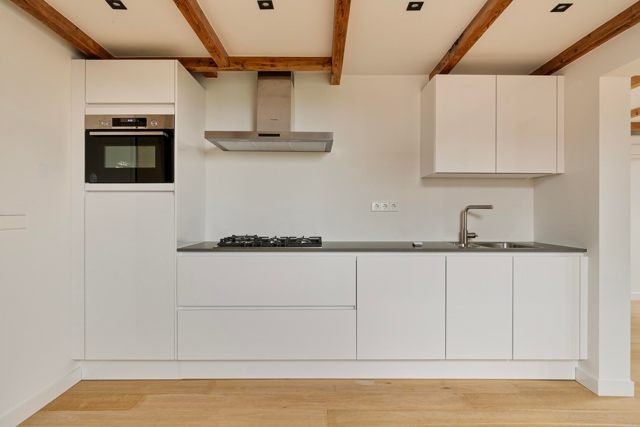 Woning te huur: Potgieterstraat, Amsterdam