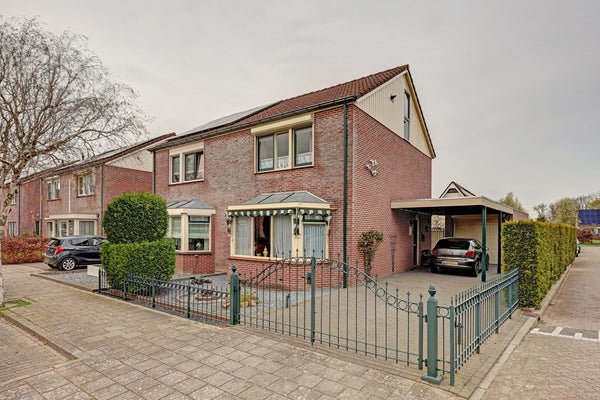 Huis Kennedystraat 1 in Millingen aan de Rijn