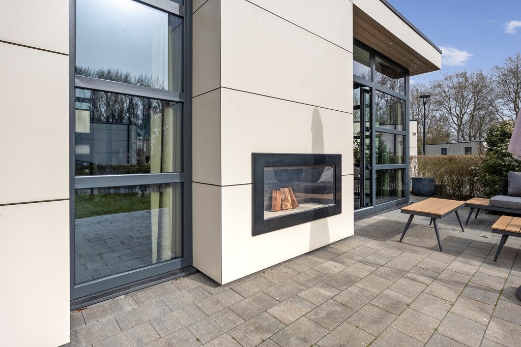 Vrijstaande woning te koop: Buitenhuizerweg 2, Velsen-Zuid