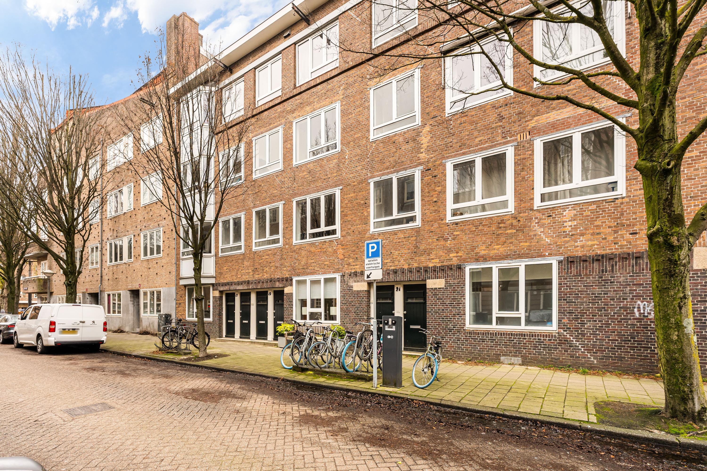 Te huur Appartement Kromme-Mijdrechtstraat 17 H in Amsterdam