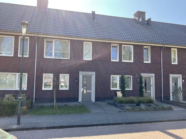 Eenhoorn 12