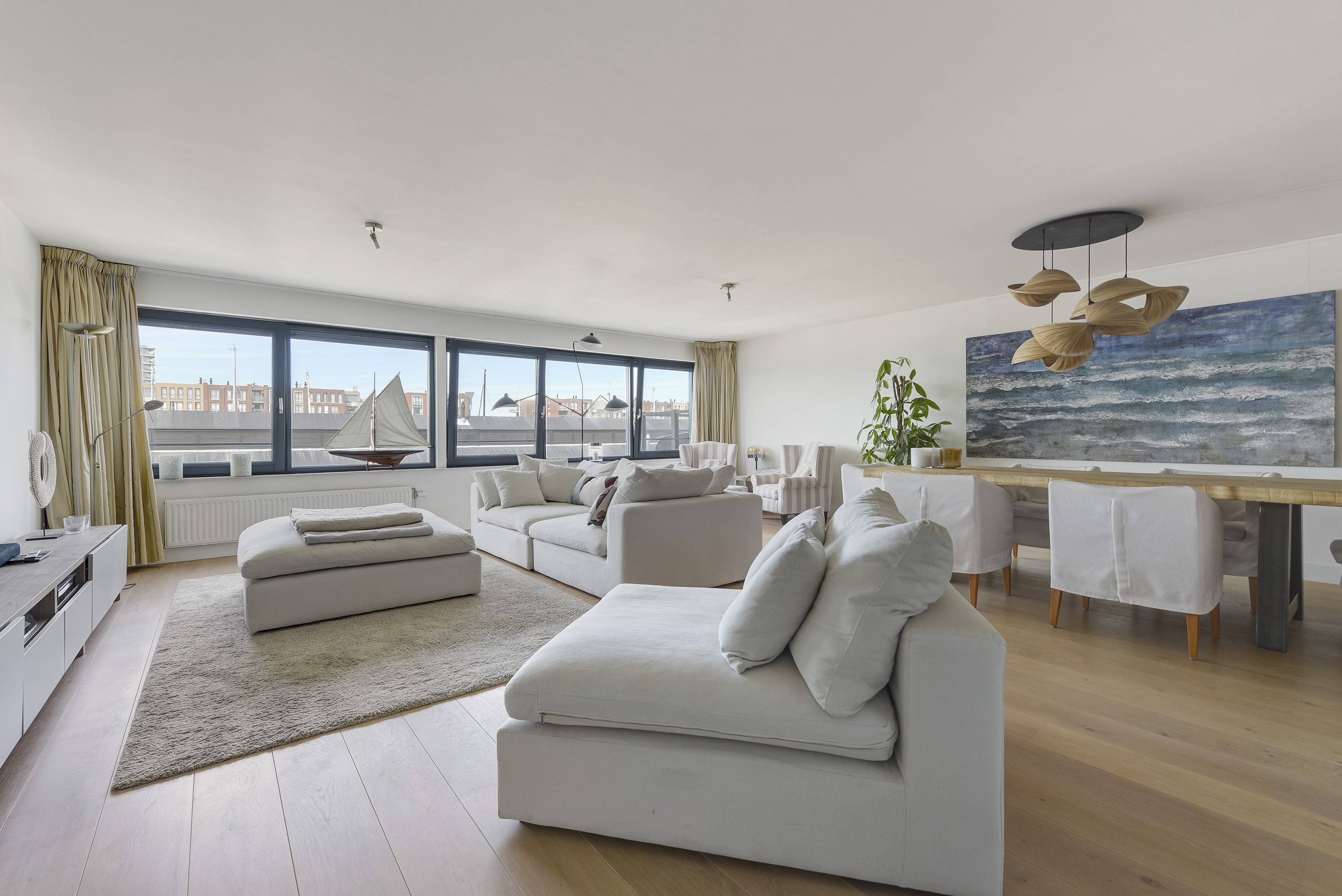 Te huur Appartement Dr. Lelykade in Den Haag