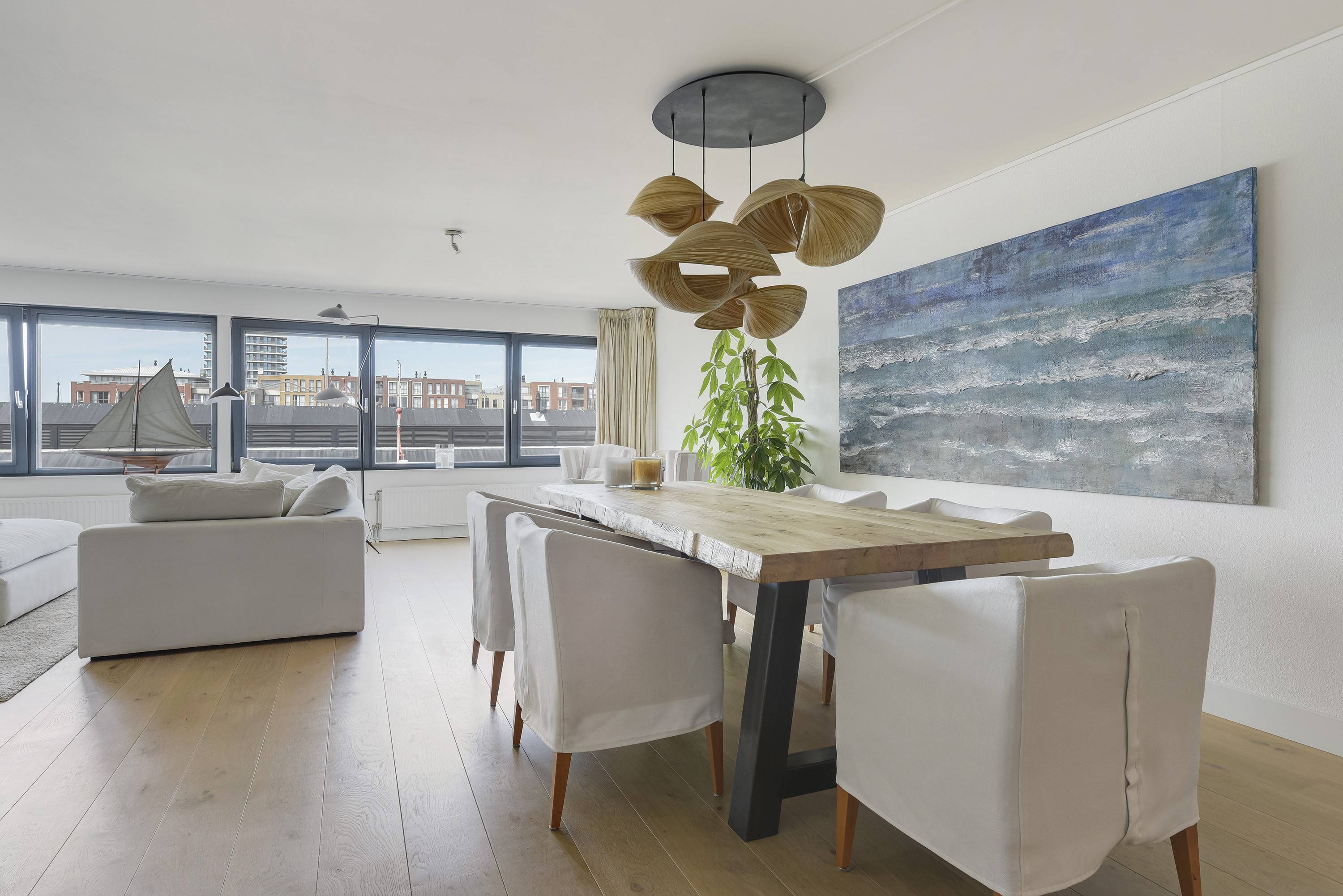 Te huur Appartement Dr. Lelykade in Den Haag