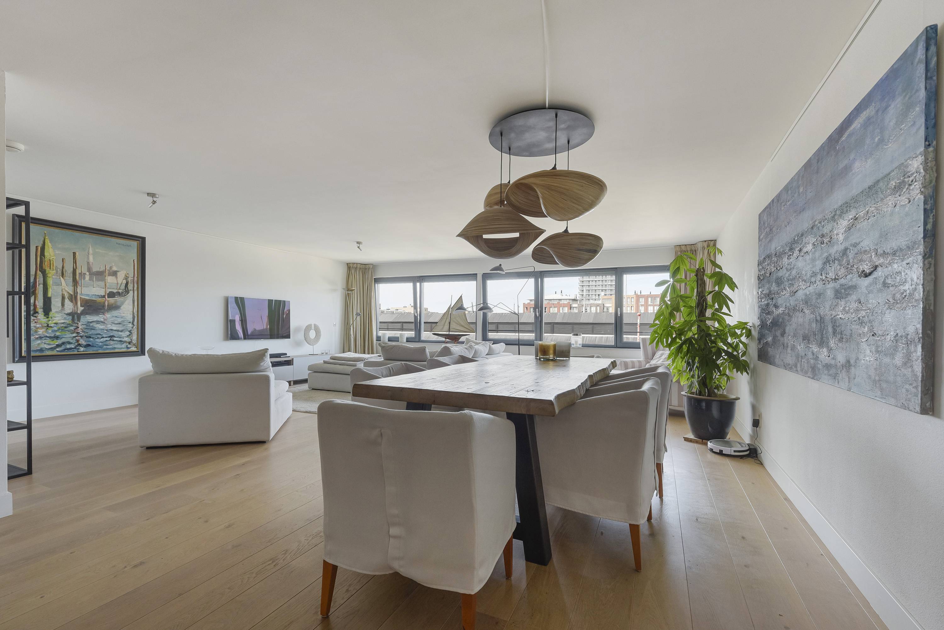 Te huur Appartement Dr. Lelykade in Den Haag