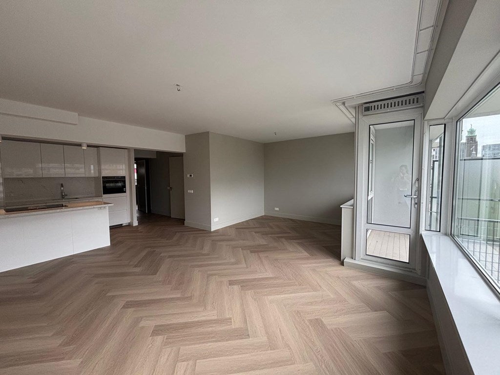 Woning te huur: Kruiskade, Rotterdam