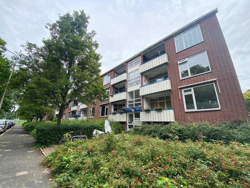 Te huur Appartement W.H. van Leeuwenlaan 136 in Delft