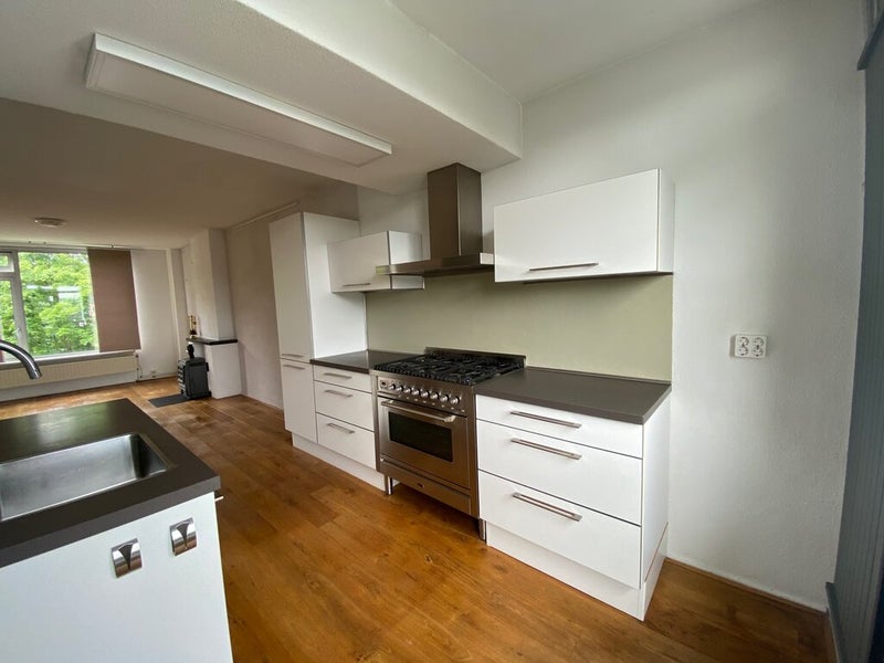 Te huur Appartement W.H. van Leeuwenlaan 136 in Delft