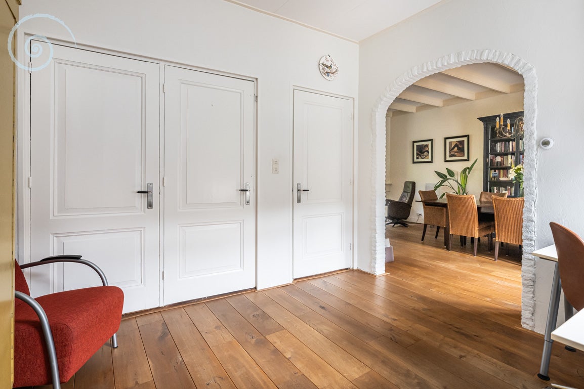 Tussenwoning te koop: Ring 11, Dirksland