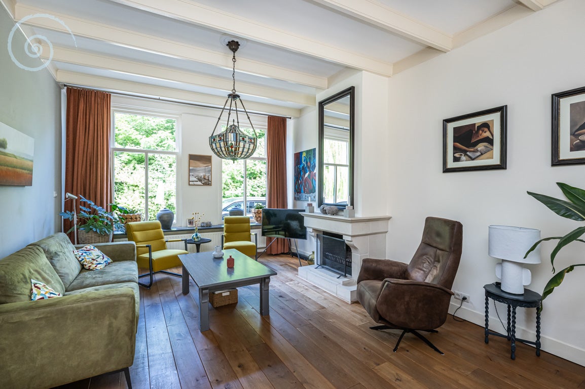 Tussenwoning te koop: Ring 11, Dirksland