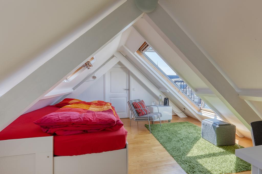 Woonhuis aan de Willemstraat in Den Haag (2514 HL)