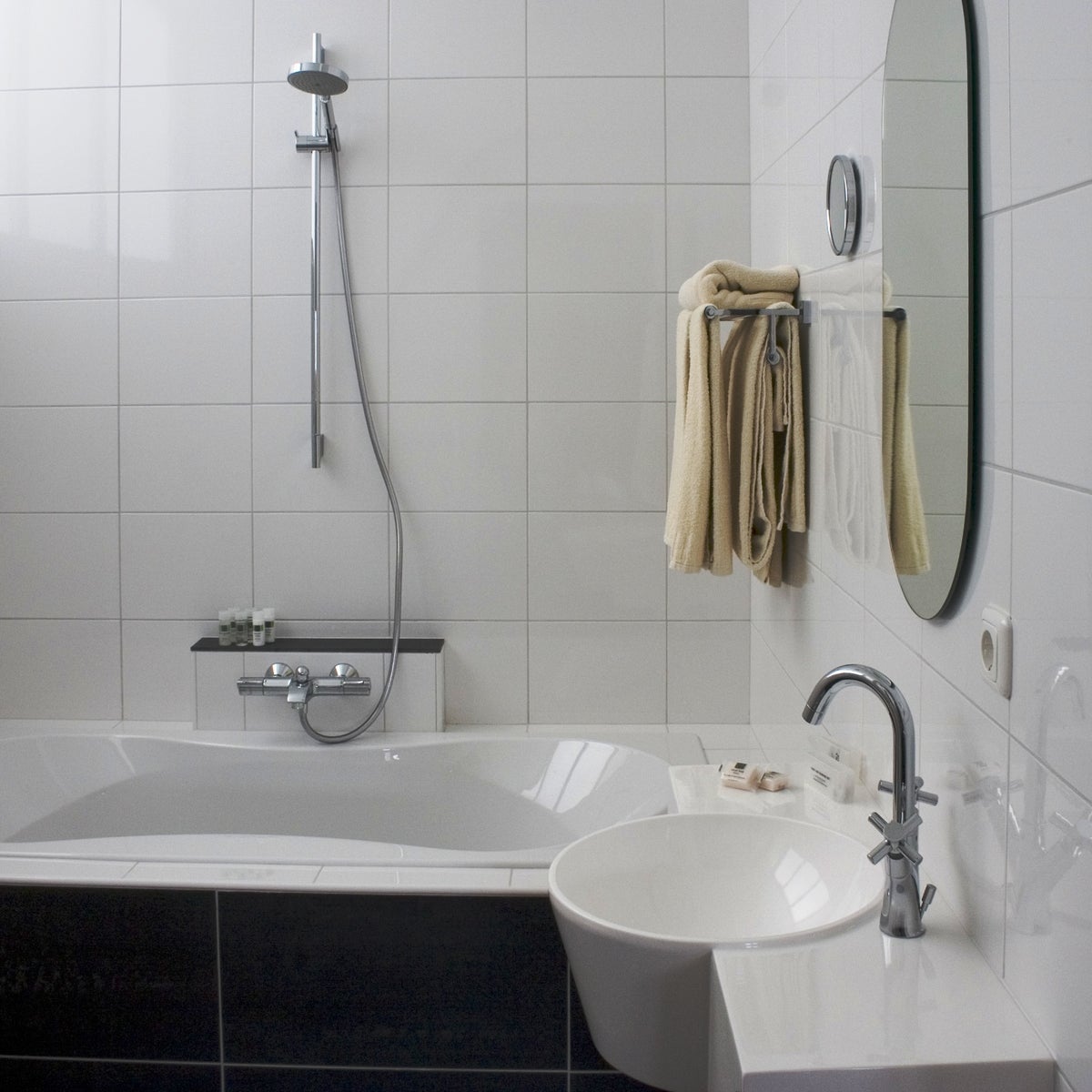 Studio aan de Witte de Withstraat in Rotterdam (390254)