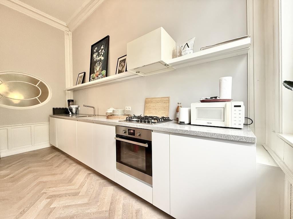 Woning te huur: Van Eeghenstraat, Amsterdam