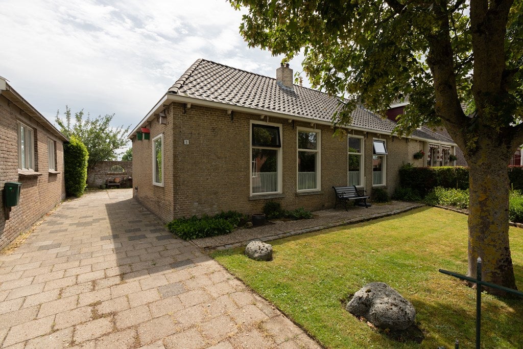 Huis van Osingaweg 11 in Schettens