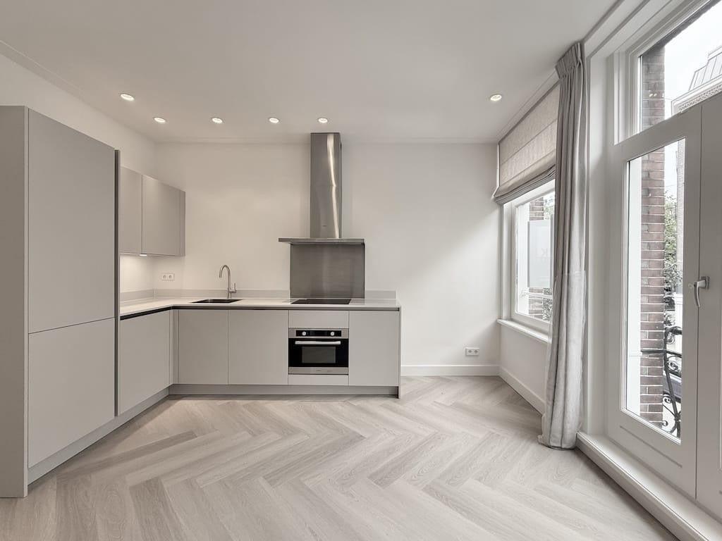 Appartement Dusartstraat in Amsterdam