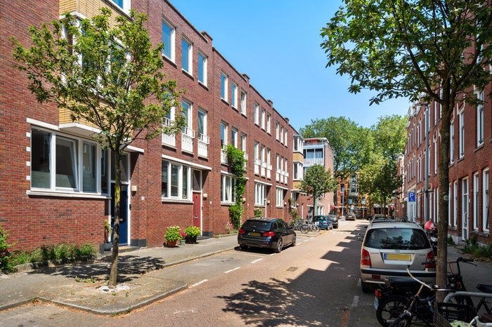 Zestienhovenstraat 13