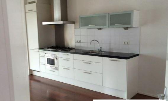 Appartement Carolina MacGillavrylaan in Amsterdam