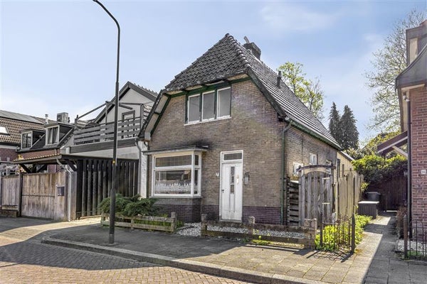 Bloemwijklaan 18 in Apeldoorn