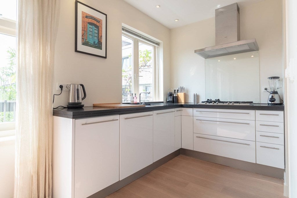 Woning te huur: Amsteldijk, Amsterdam