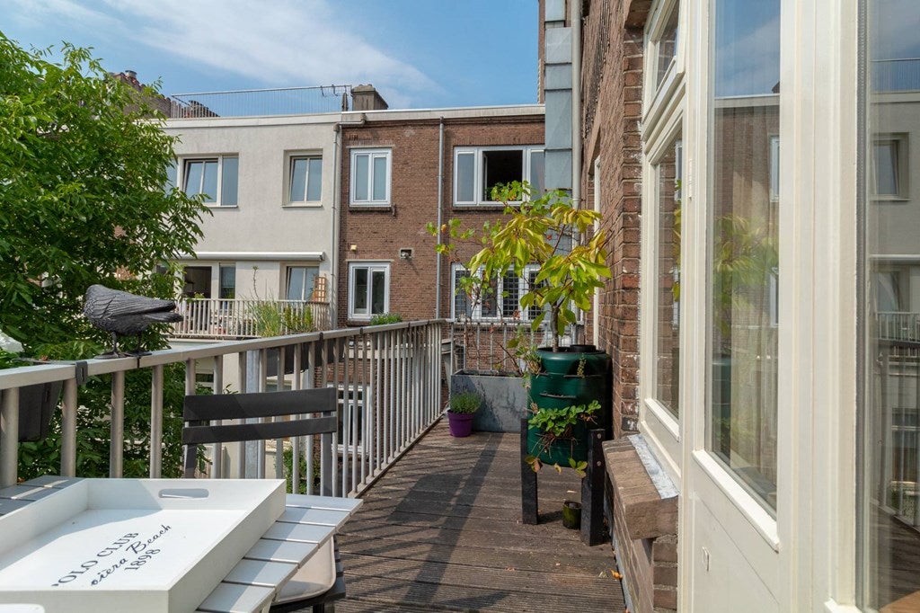 Woning te huur: Amsteldijk, Amsterdam