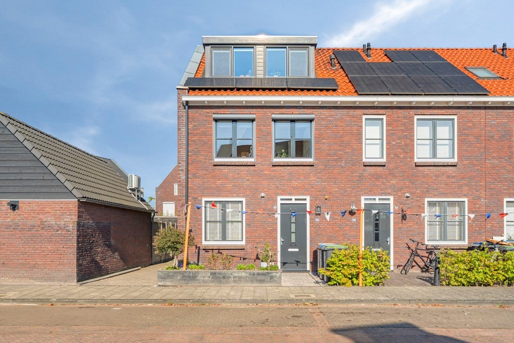 Huis Bunschoter Veenkamp 160 in Bunschoten-Spakenburg