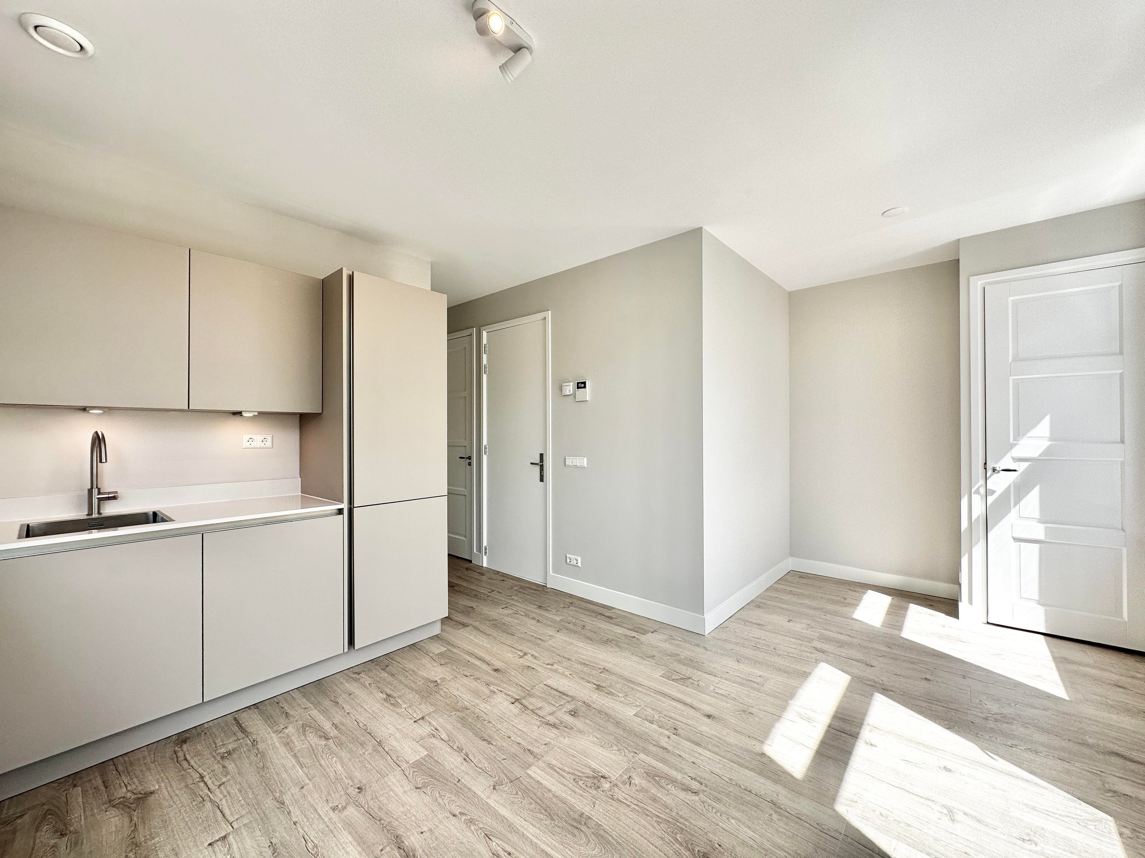 Te huur Appartement Ceintuurbaan in Amsterdam