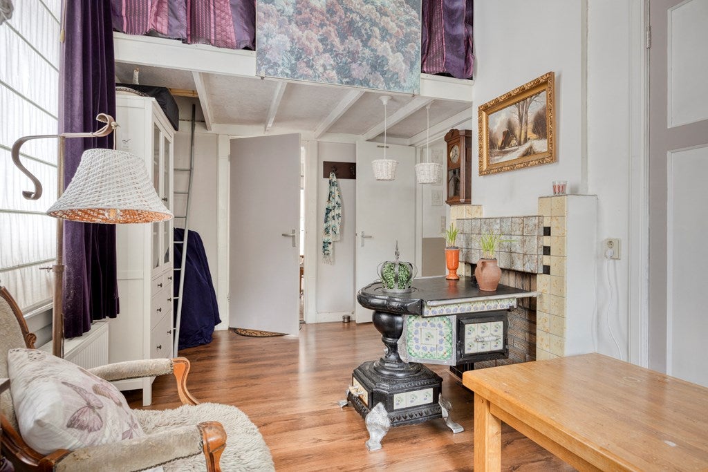 Hoekwoning te koop: Kerkstraat 1, Renkum