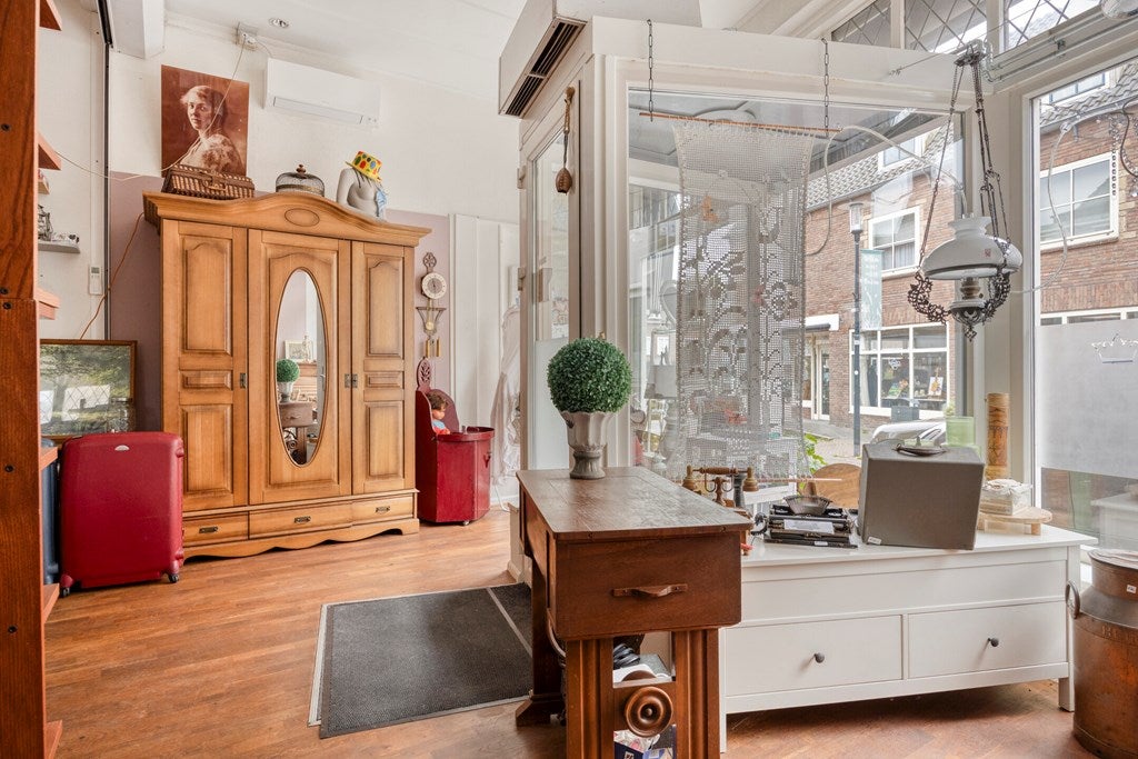 Hoekwoning te koop: Kerkstraat 1, Renkum