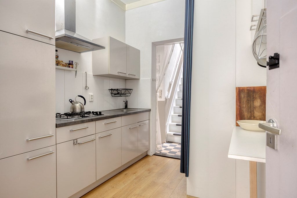 Hoekwoning te koop: Kerkstraat 1, Renkum