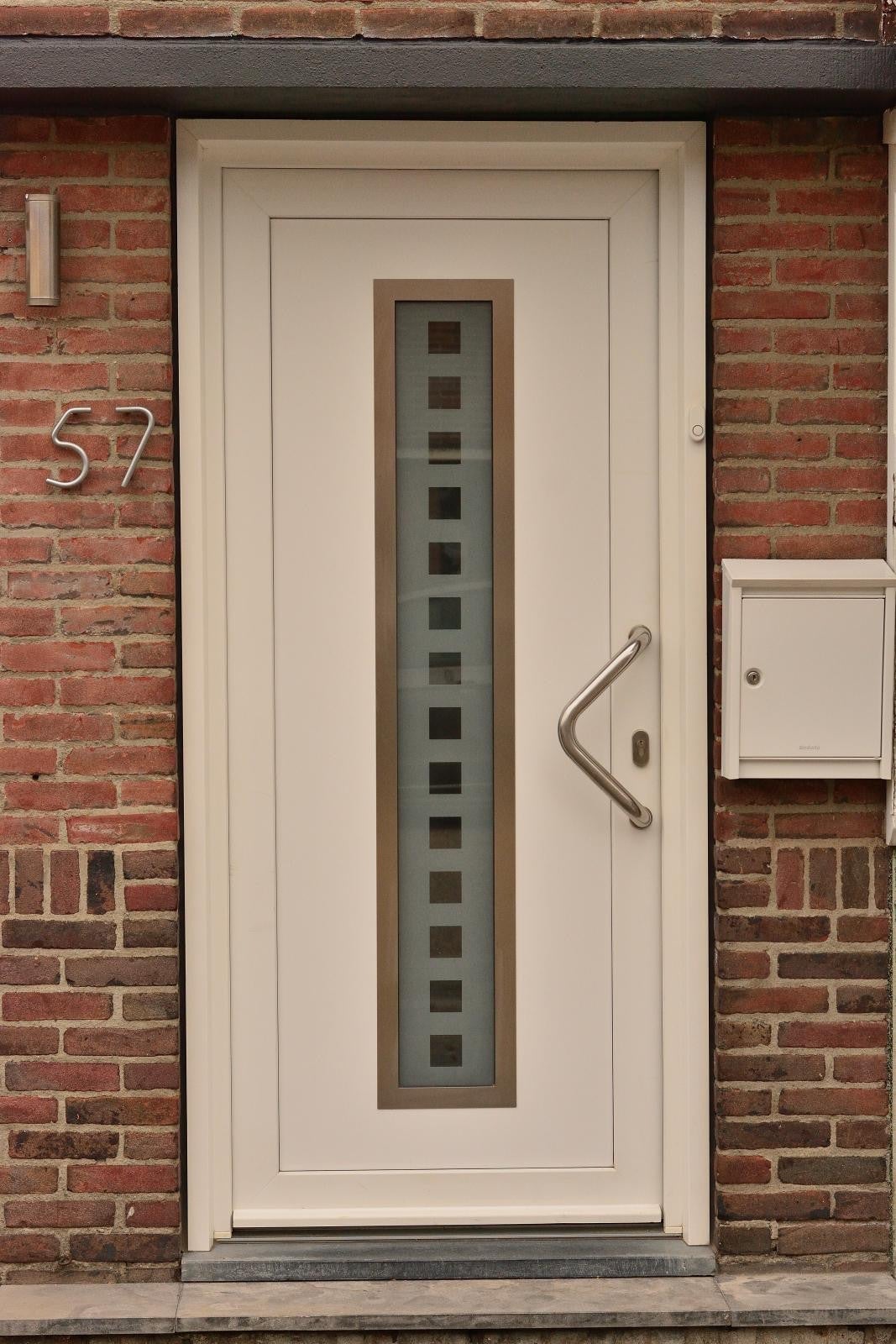 Tussenwoning te koop: Maastrichterlaan 57, Landgraaf