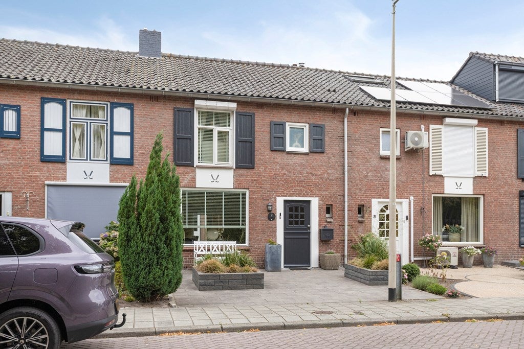 Huis Fréderic de Ramlaan 9 in Halsteren