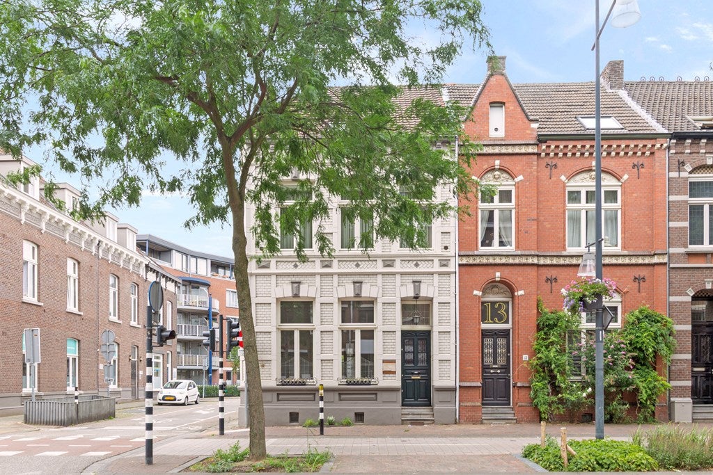 Huis Godsweerdersingel 11 in Roermond