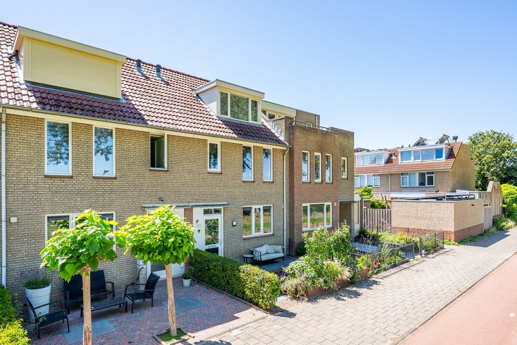 Tussenwoning te koop: Torkruidstraat 4, Lisserbroek