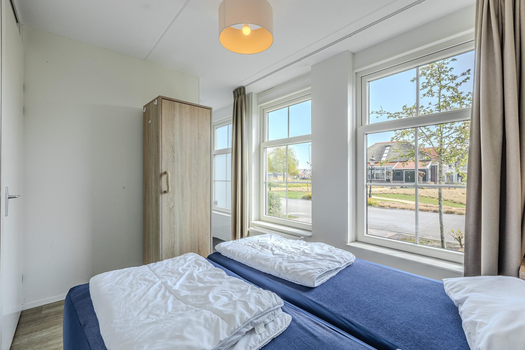 Vrijstaande woning te koop: Zeedijk 2-303, Uitdam