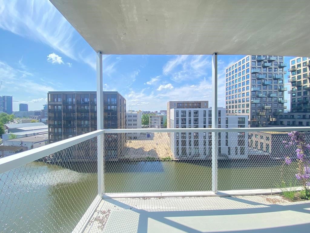 Woning te huur: Leen Jongewaardkade, Amsterdam